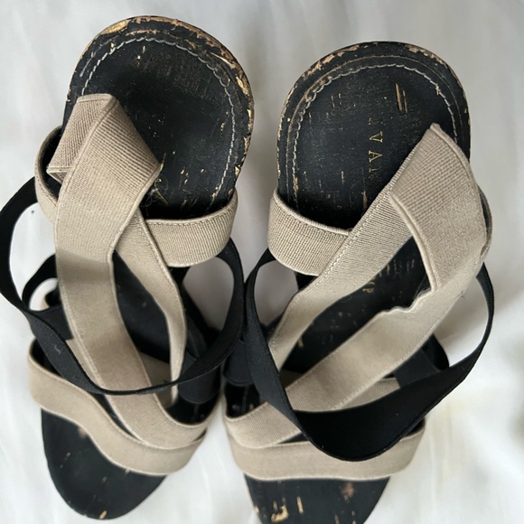 Ivanka Trump Black/Tan Strappy Heels - Picture 5 of 9